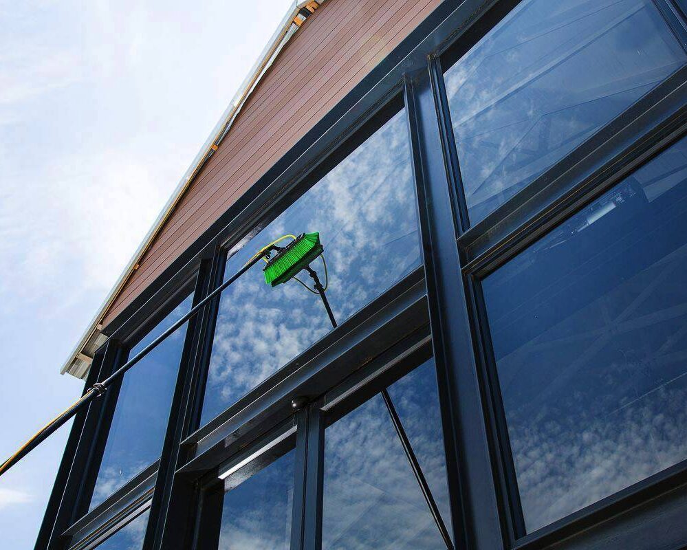 reach-wash-window-cleaning Collingwood window cleaning for residential and commercial buildings